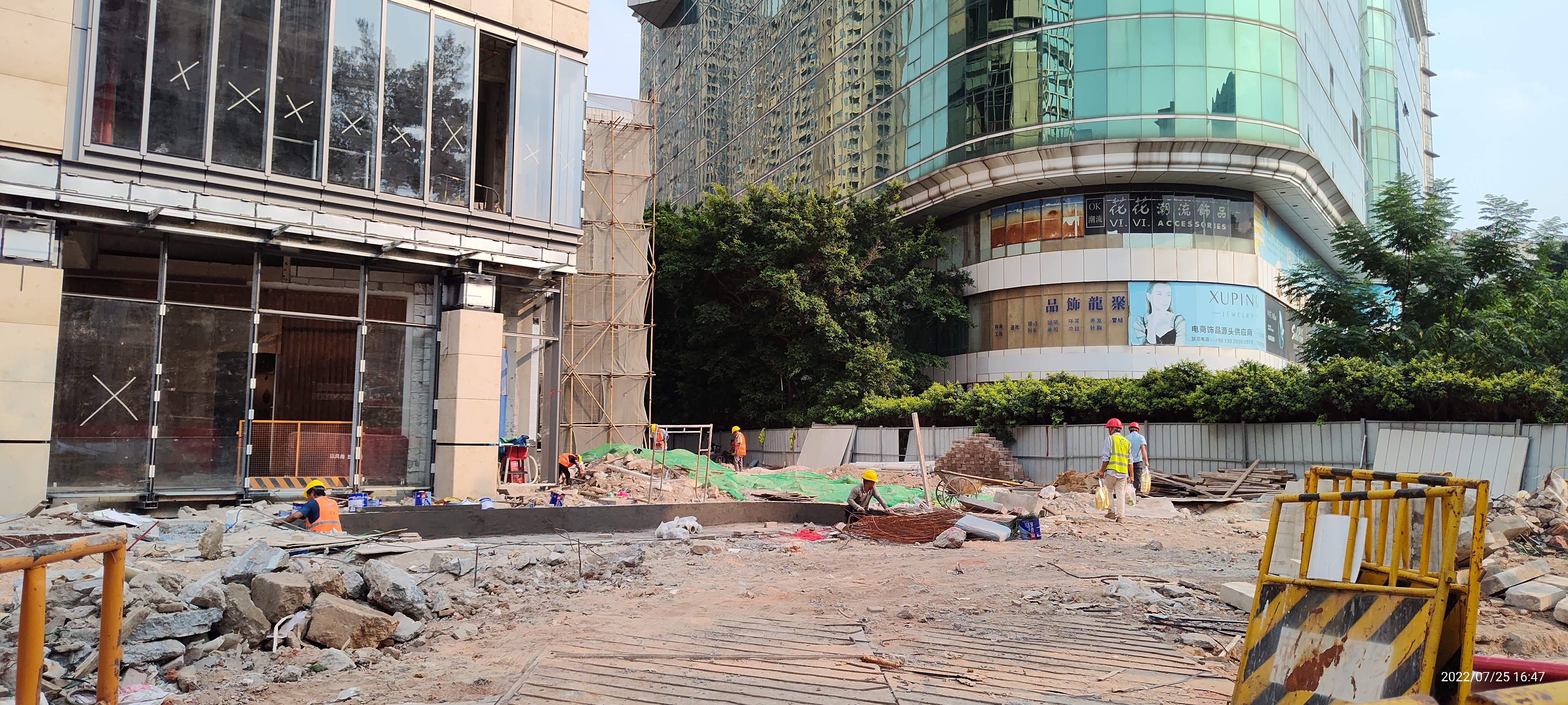 全力破解行业用工难题——各地建筑工地从业人员现状调? /></a></div><div class=