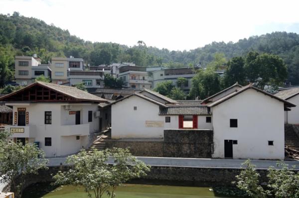 梅江区三角梅园新村片区老旧小区建筑主体改造项目总承? /></a></div><div class=